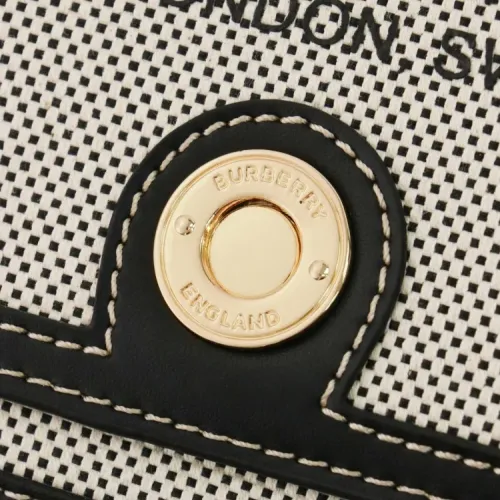 Replica Burberry AAA Quality Messenger Bags For Women #1443031 $102.00 USD for Wholesale