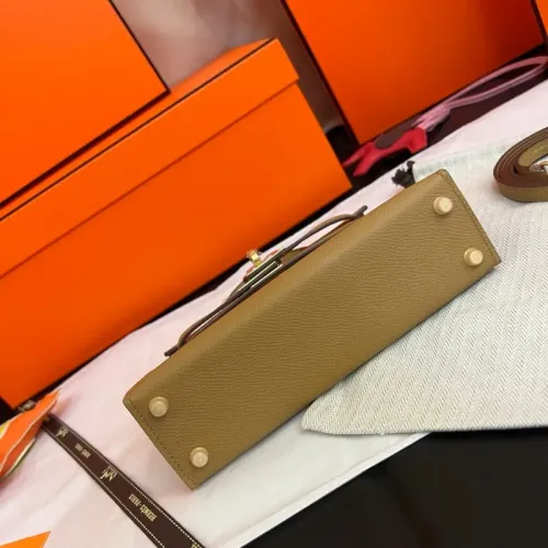 Replica Hermes AAA Quality Handbags For Women #1443357 $222.00 USD for Wholesale