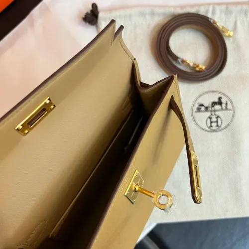 Replica Hermes AAA Quality Handbags For Women #1443357 $222.00 USD for Wholesale