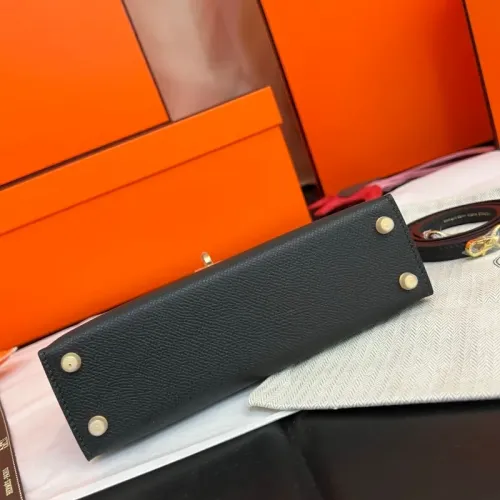 Replica Hermes AAA Quality Handbags For Women #1443365 $222.00 USD for Wholesale