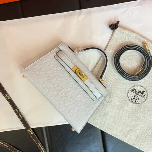 Replica Hermes AAA Quality Handbags For Women #1443373 $222.00 USD for Wholesale