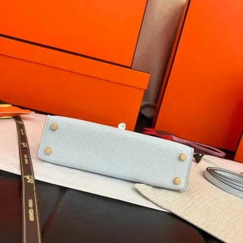 Replica Hermes AAA Quality Handbags For Women #1443373 $222.00 USD for Wholesale