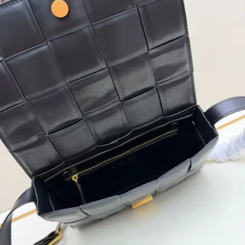 Replica Bottega Veneta BV AAA Quality Messenger Bags For Women #1443624 $102.00 USD for Wholesale