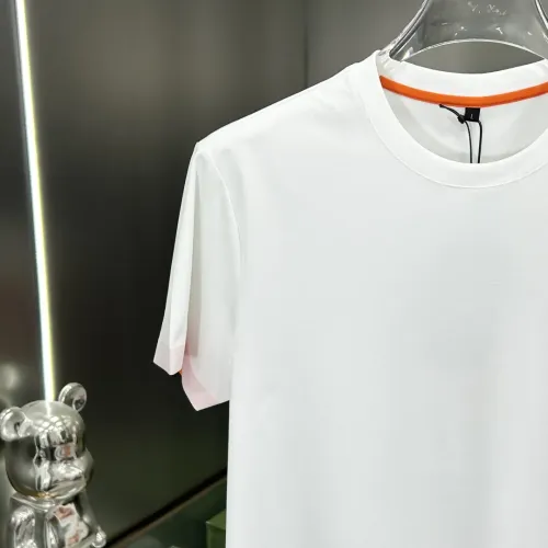 Replica Hermes T-Shirts Short Sleeved For Men #1443923 $56.00 USD for Wholesale