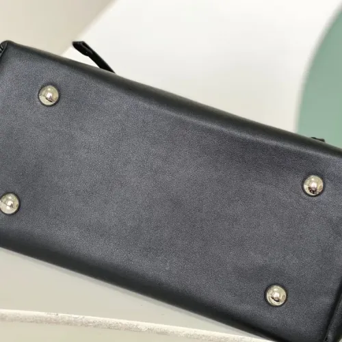 Replica Louis Vuitton AAA Quality Shoulder Bags For Women #1443959 $195.00 USD for Wholesale