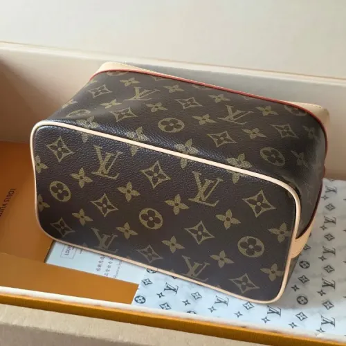 Replica Louis Vuitton AAA Quality Handbags For Women #1443975 $102.00 USD for Wholesale