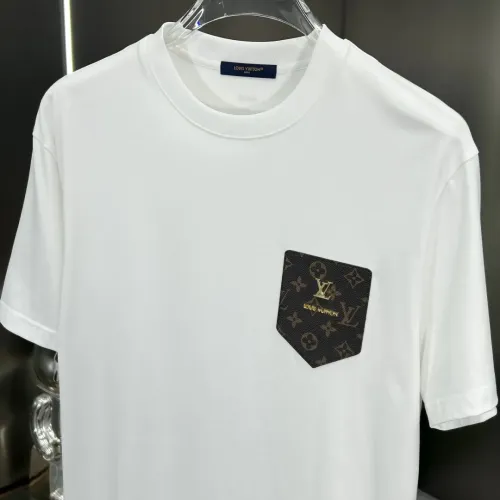 Replica Louis Vuitton LV T-Shirts Short Sleeved For Men #1444099 $76.00 USD for Wholesale