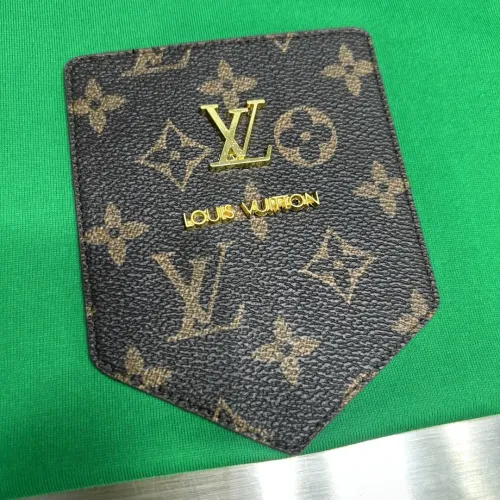 Replica Louis Vuitton LV T-Shirts Short Sleeved For Men #1444100 $76.00 USD for Wholesale