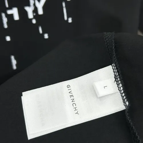 Replica Givenchy T-Shirts Short Sleeved For Unisex #1444224 $68.00 USD for Wholesale