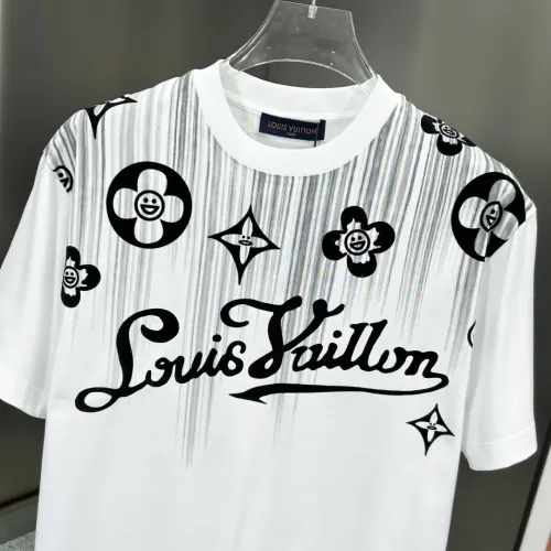 Replica Louis Vuitton LV T-Shirts Short Sleeved For Men #1444230 $82.00 USD for Wholesale