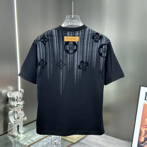 Replica Louis Vuitton LV T-Shirts Short Sleeved For Men #1444231 $82.00 USD for Wholesale