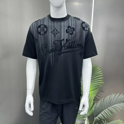 Replica Louis Vuitton LV T-Shirts Short Sleeved For Men #1444231 $82.00 USD for Wholesale