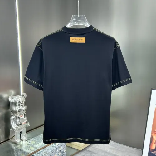 Replica Louis Vuitton LV T-Shirts Short Sleeved For Men #1444233 $82.00 USD for Wholesale