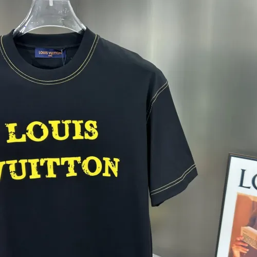 Replica Louis Vuitton LV T-Shirts Short Sleeved For Men #1444233 $82.00 USD for Wholesale