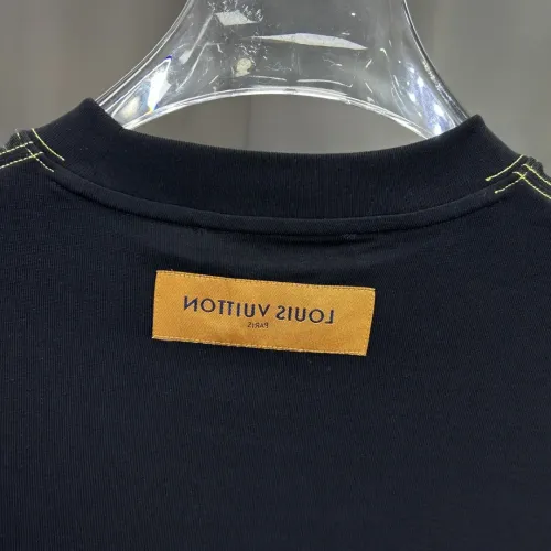Replica Louis Vuitton LV T-Shirts Short Sleeved For Men #1444233 $82.00 USD for Wholesale