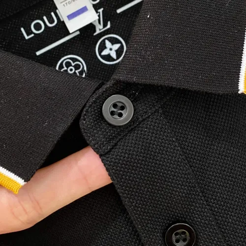 Replica Louis Vuitton LV T-Shirts Short Sleeved For Men #1444276 $76.00 USD for Wholesale