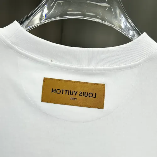 Replica Louis Vuitton LV T-Shirts Short Sleeved For Unisex #1444348 $64.00 USD for Wholesale