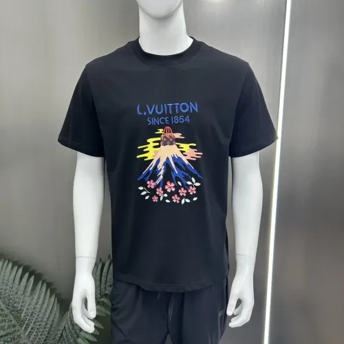 Replica Louis Vuitton LV T-Shirts Short Sleeved For Unisex #1444350 $64.00 USD for Wholesale