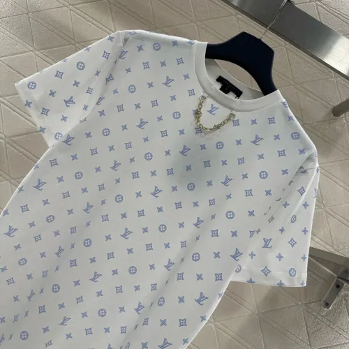 Replica Louis Vuitton LV T-Shirts Short Sleeved For Women #1444367 $60.00 USD for Wholesale