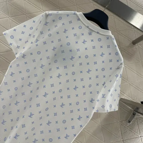 Replica Louis Vuitton LV T-Shirts Short Sleeved For Women #1444367 $60.00 USD for Wholesale