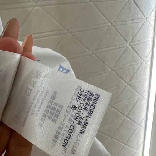 Replica Louis Vuitton LV T-Shirts Short Sleeved For Women #1444367 $60.00 USD for Wholesale