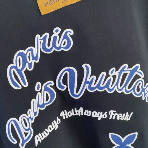 Replica Louis Vuitton LV T-Shirts Short Sleeved For Unisex #1444444 $72.00 USD for Wholesale