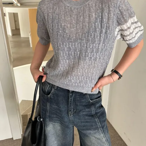 Replica Thom Browne TB T-Shirts Short Sleeved For Women #1444557 $68.00 USD for Wholesale