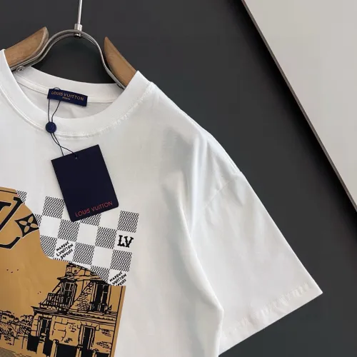Replica Louis Vuitton LV T-Shirts Short Sleeved For Men #1445551 $40.00 USD for Wholesale
