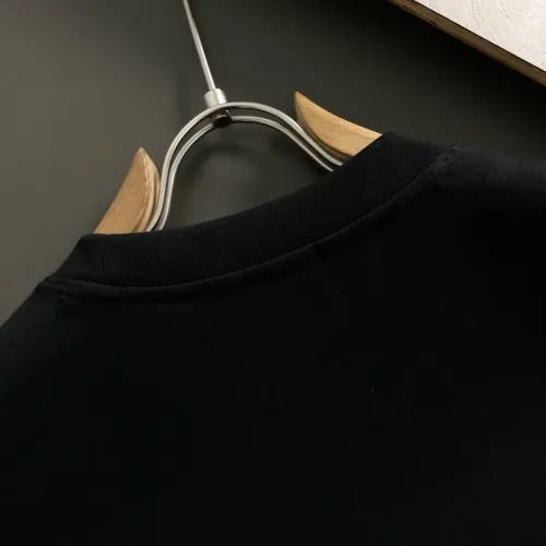 Replica Louis Vuitton LV T-Shirts Short Sleeved For Men #1445561 $40.00 USD for Wholesale