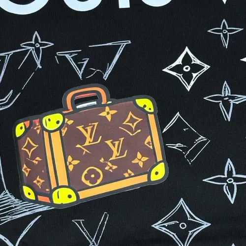 Replica Louis Vuitton LV T-Shirts Short Sleeved For Men #1445570 $40.00 USD for Wholesale