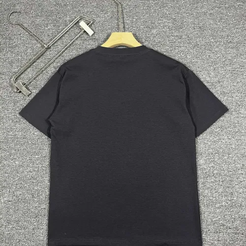Replica Louis Vuitton LV T-Shirts Short Sleeved For Men #1445582 $40.00 USD for Wholesale