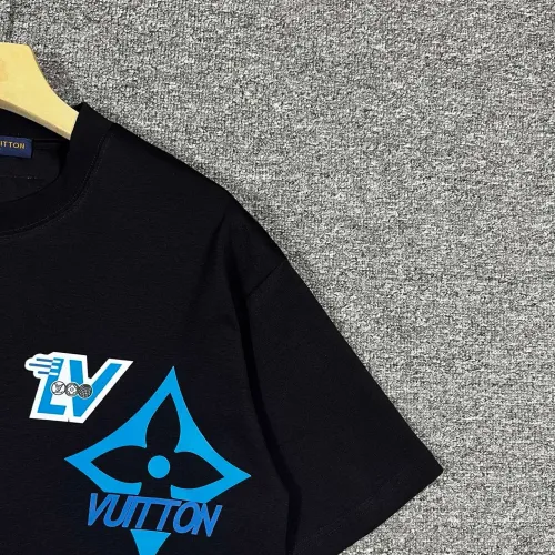 Replica Louis Vuitton LV T-Shirts Short Sleeved For Men #1445582 $40.00 USD for Wholesale