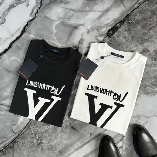 Replica Louis Vuitton LV T-Shirts Short Sleeved For Men #1445592 $40.00 USD for Wholesale