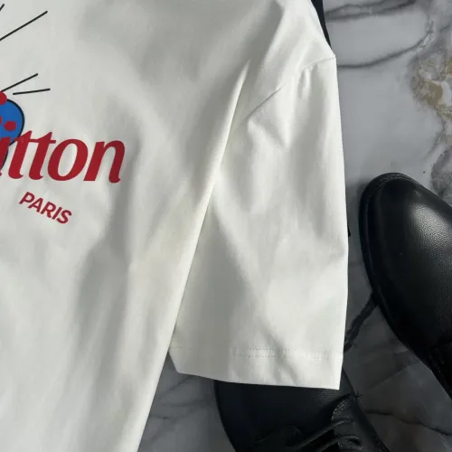 Replica Louis Vuitton LV T-Shirts Short Sleeved For Men #1445595 $40.00 USD for Wholesale
