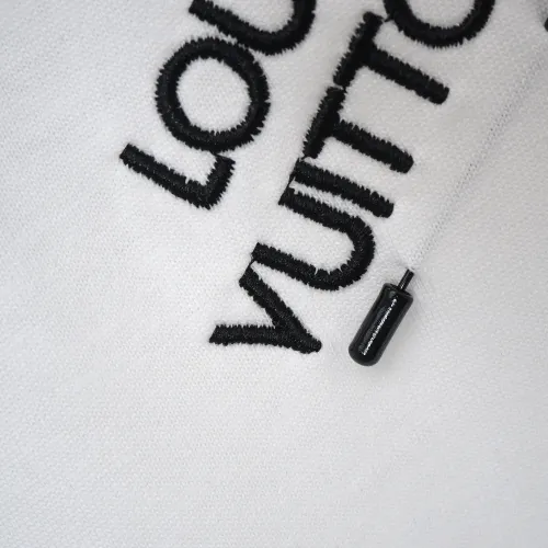 Replica Louis Vuitton LV T-Shirts Short Sleeved For Unisex #1445826 $34.00 USD for Wholesale