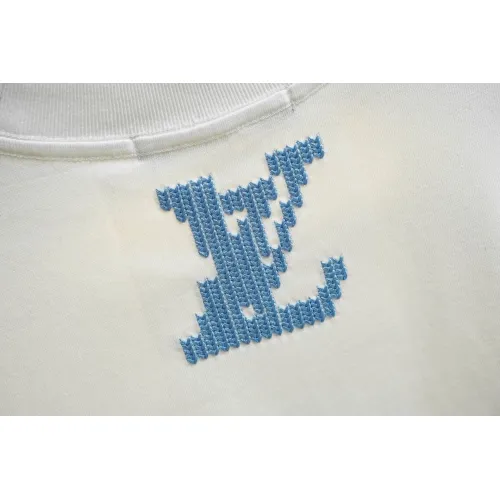 Replica Louis Vuitton LV T-Shirts Short Sleeved For Unisex #1445932 $39.00 USD for Wholesale