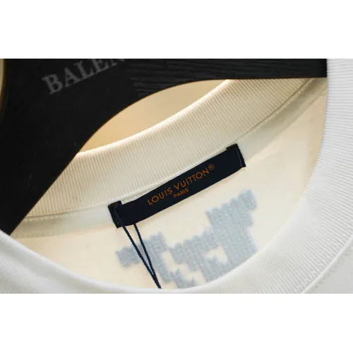 Replica Louis Vuitton LV T-Shirts Short Sleeved For Unisex #1445932 $39.00 USD for Wholesale