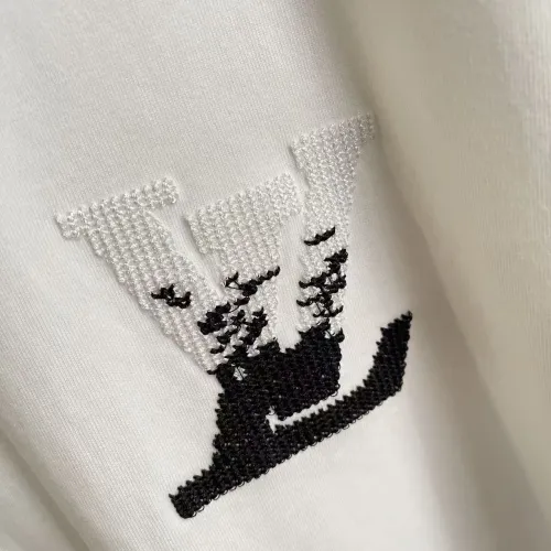 Replica Louis Vuitton LV T-Shirts Short Sleeved For Unisex #1445933 $52.00 USD for Wholesale