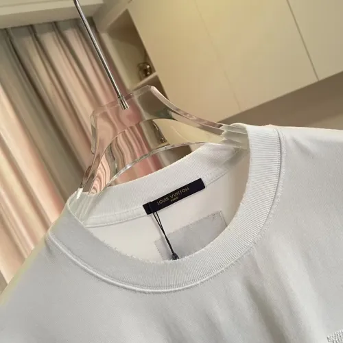 Replica Louis Vuitton LV T-Shirts Short Sleeved For Unisex #1445933 $52.00 USD for Wholesale