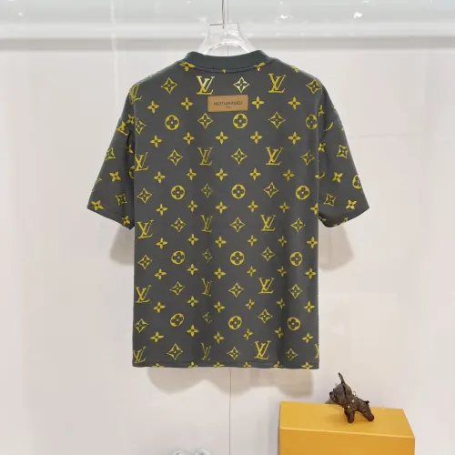 Replica Louis Vuitton LV T-Shirts Short Sleeved For Unisex #1446011 $48.00 USD for Wholesale