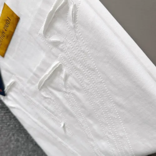 Replica Louis Vuitton LV T-Shirts Short Sleeved For Unisex #1446015 $45.00 USD for Wholesale