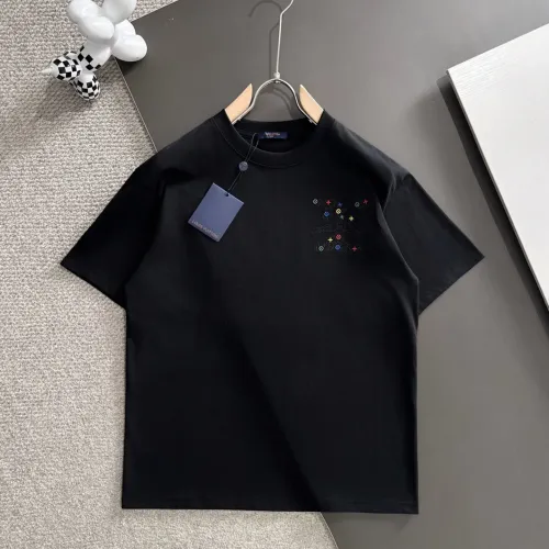 Replica Louis Vuitton LV T-Shirts Short Sleeved For Unisex #1446065 $52.00 USD for Wholesale