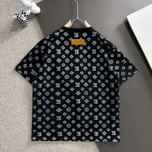 Replica Louis Vuitton LV T-Shirts Short Sleeved For Unisex #1446070 $52.00 USD for Wholesale