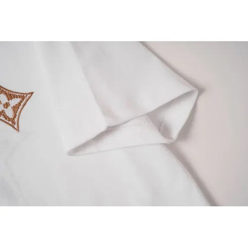 Replica Louis Vuitton LV T-Shirts Short Sleeved For Unisex #1446087 $42.00 USD for Wholesale