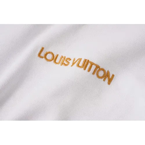 Replica Louis Vuitton LV T-Shirts Short Sleeved For Unisex #1446089 $42.00 USD for Wholesale