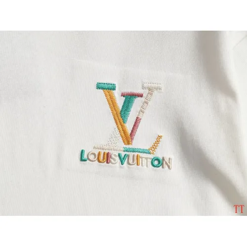 Replica Louis Vuitton LV T-Shirts Short Sleeved For Unisex #1446337 $42.00 USD for Wholesale
