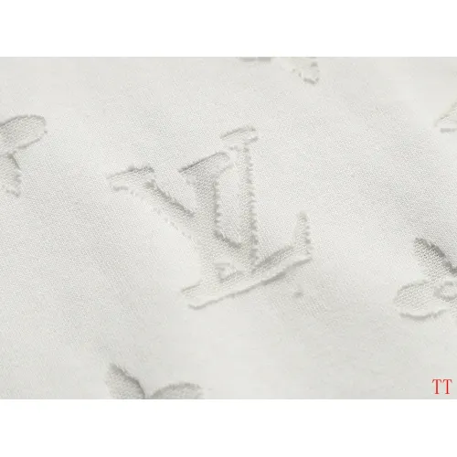 Replica Louis Vuitton LV T-Shirts Short Sleeved For Unisex #1446339 $42.00 USD for Wholesale