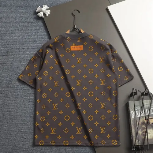 Replica Louis Vuitton LV T-Shirts Short Sleeved For Unisex #1446340 $42.00 USD for Wholesale