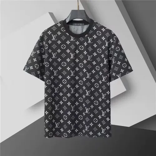 Replica Louis Vuitton LV Tracksuits Short Sleeved For Men #1446692 $48.00 USD for Wholesale