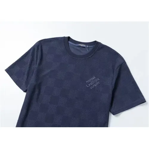 Replica Louis Vuitton LV Tracksuits Short Sleeved For Men #1446695 $48.00 USD for Wholesale